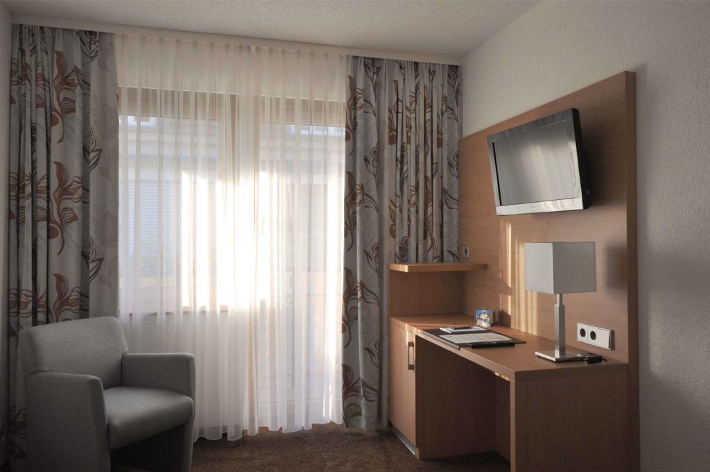 Hotel-Pension-Jasmin ラインフェルデン 部屋 写真