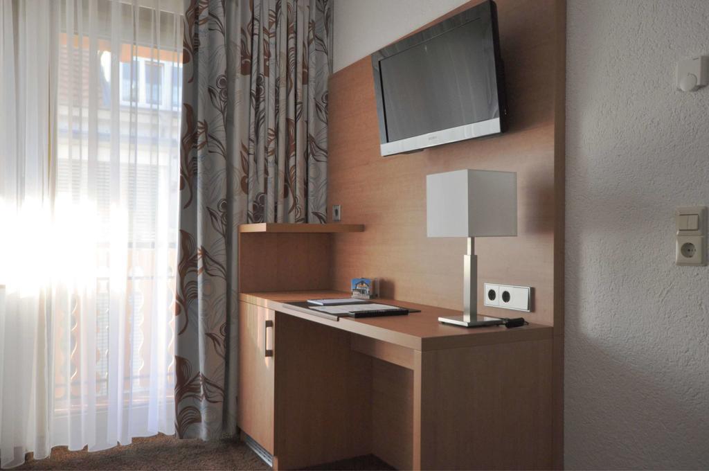 Hotel-Pension-Jasmin ラインフェルデン エクステリア 写真