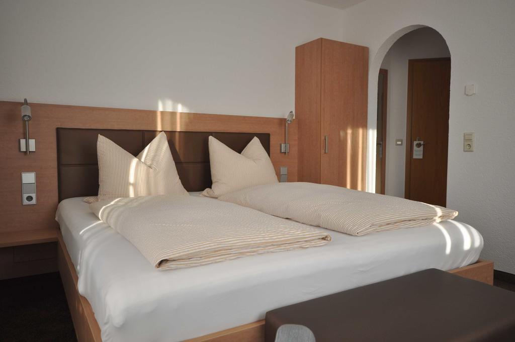 Hotel-Pension-Jasmin ラインフェルデン 部屋 写真
