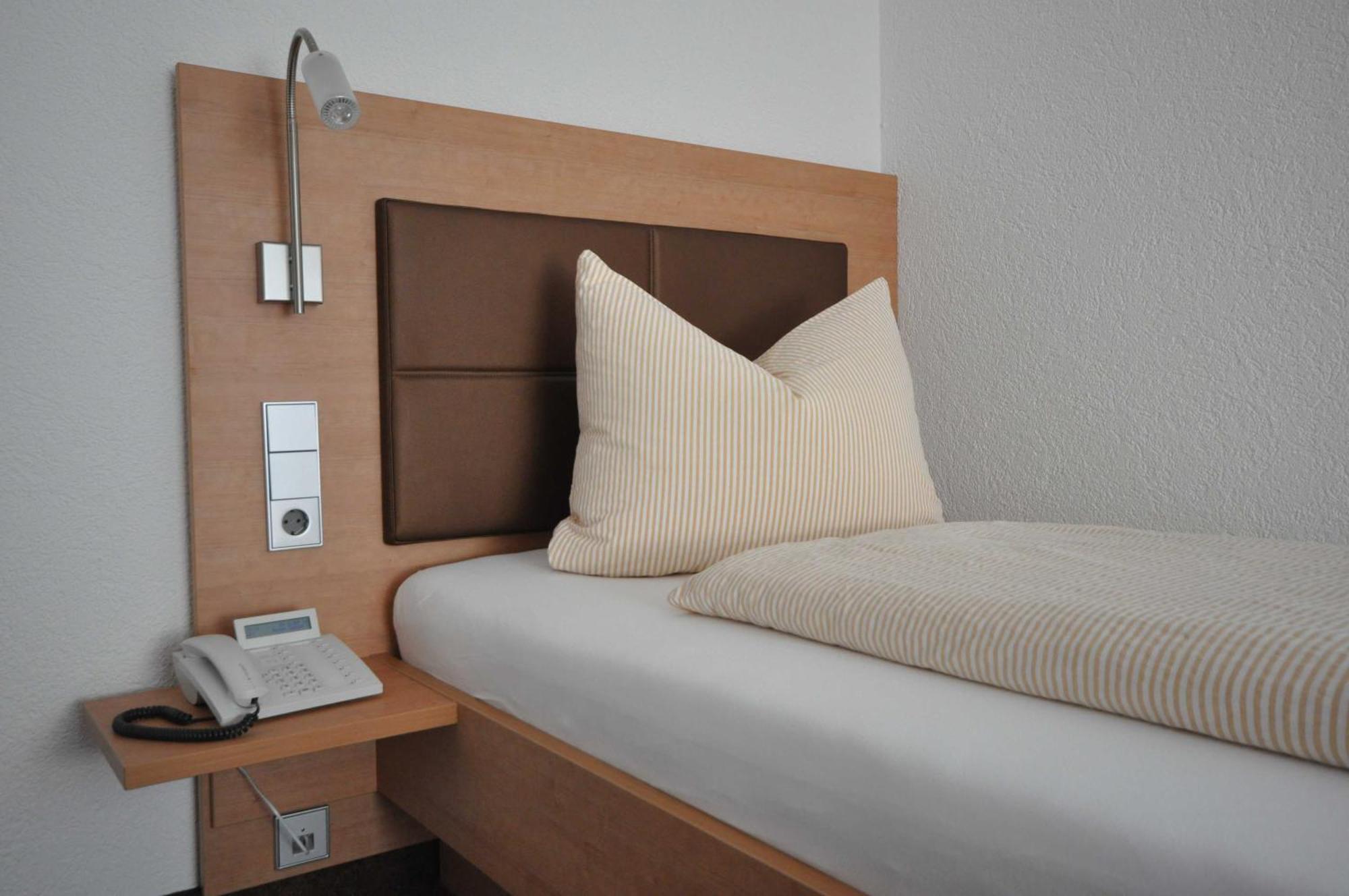 Hotel-Pension-Jasmin ラインフェルデン エクステリア 写真