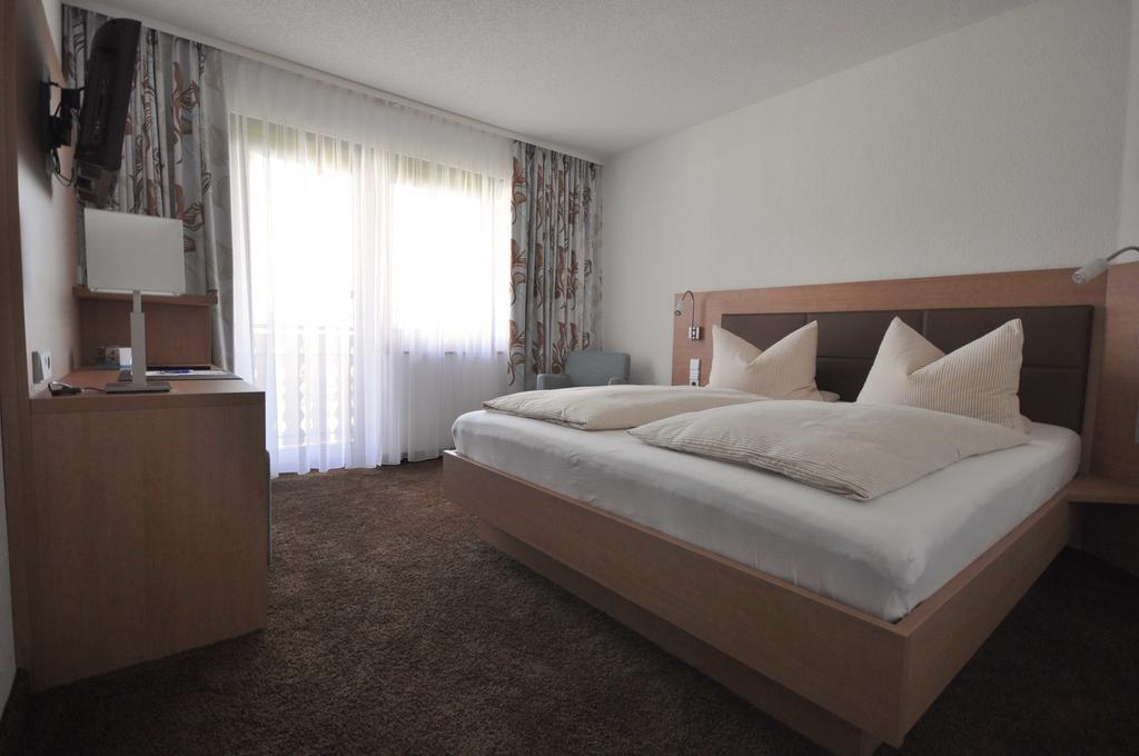 Hotel-Pension-Jasmin ラインフェルデン 部屋 写真